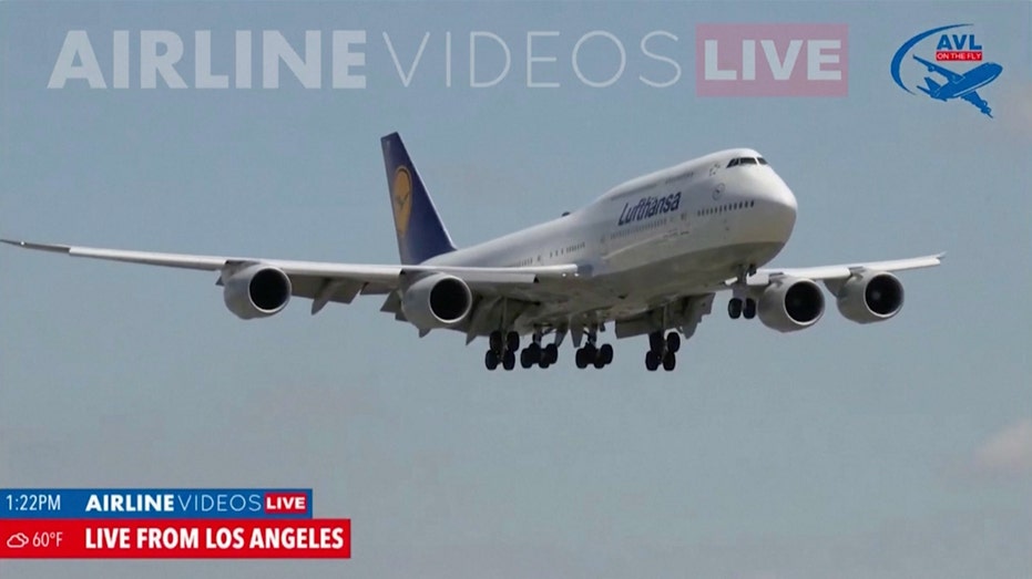 Lufthansa afloat successful nan air