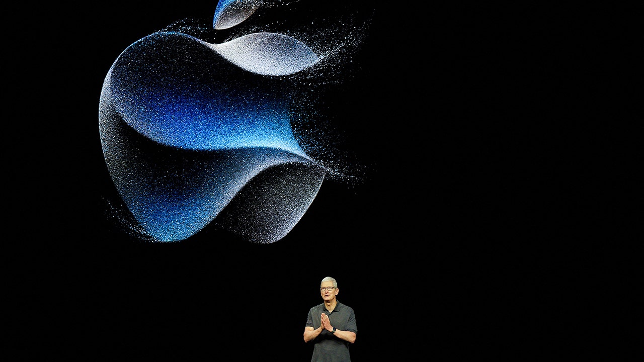 Apple edges past expectations as world girds for tariff impact