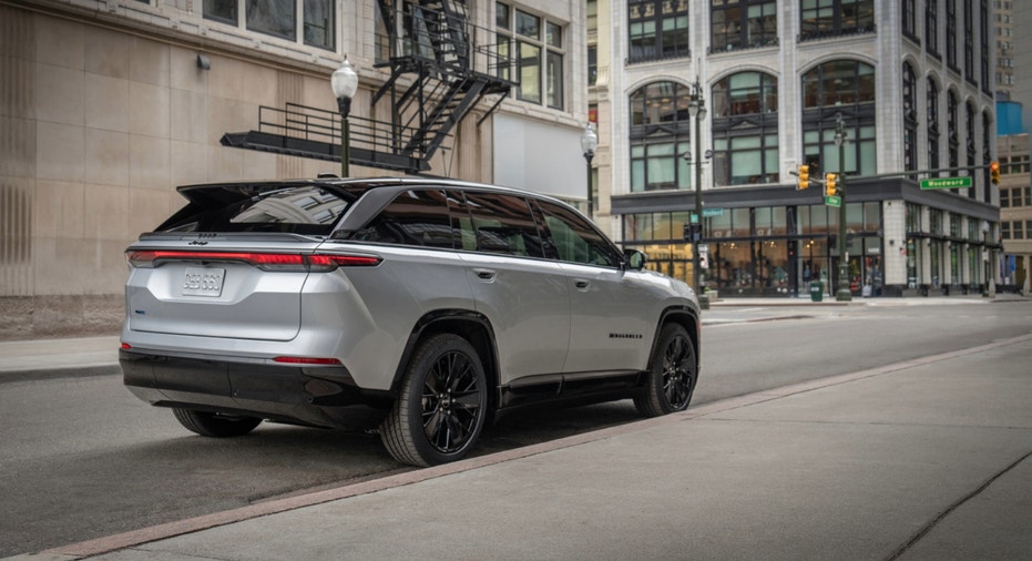 The new all-electric Jeep Wagoneer S.
