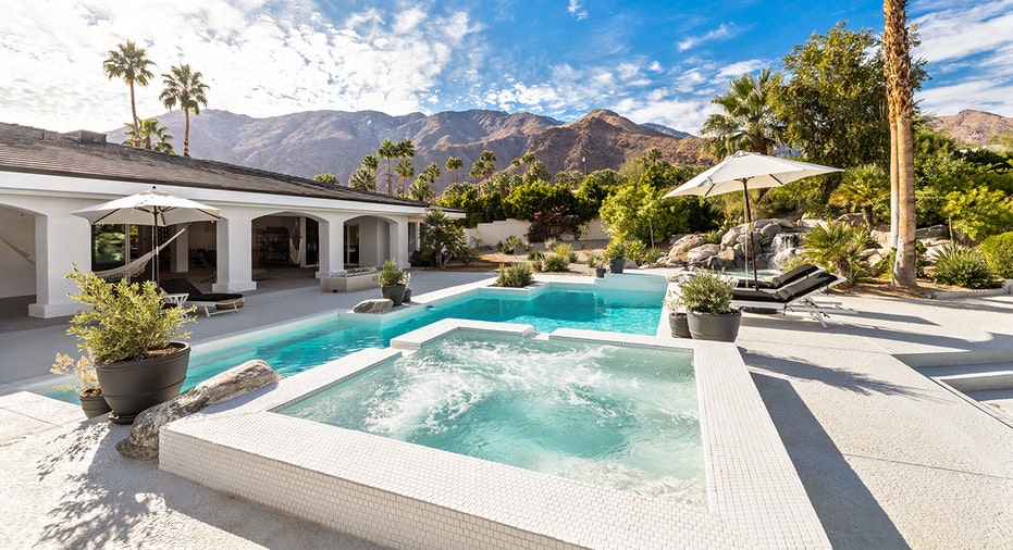 Pacaso lists Palm Springs oasis home