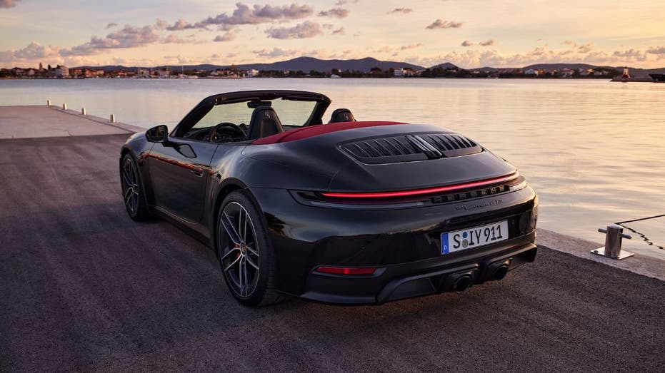 Porsche 911 hybrid rear view