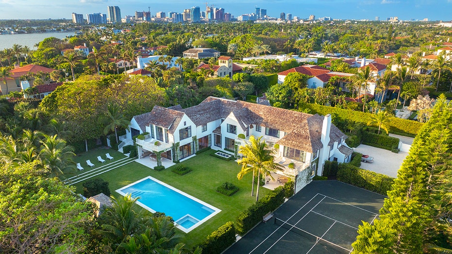 Palm Beach home aerial