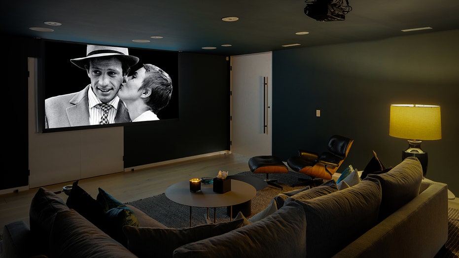 A screening room was included in Matthew Perry's Hollywood home.