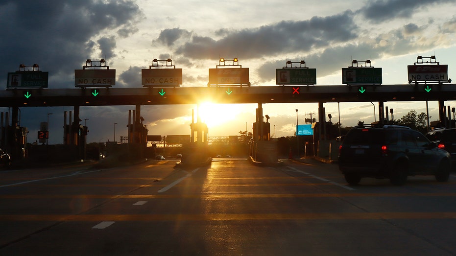 NJ toll booth