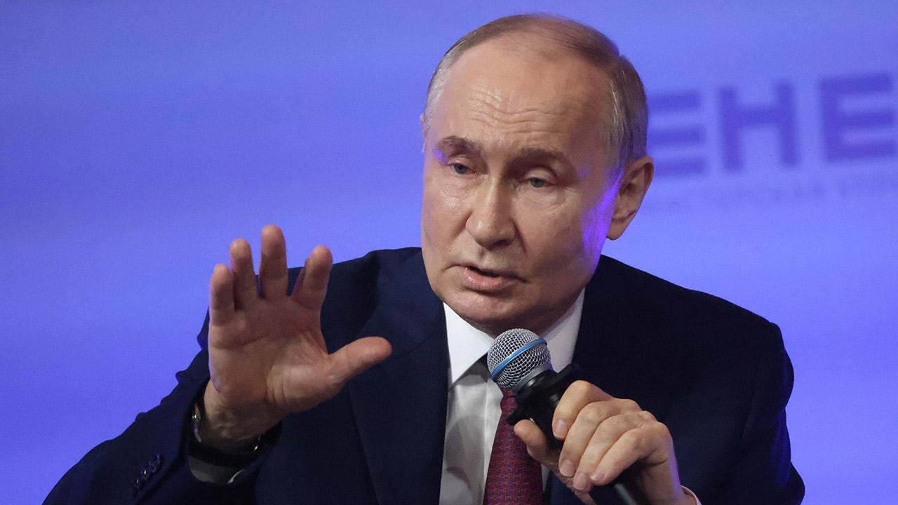 NextImg:Russia will use cryptocurrency to handle backlogged payments to allies amid Western sanctions: reports