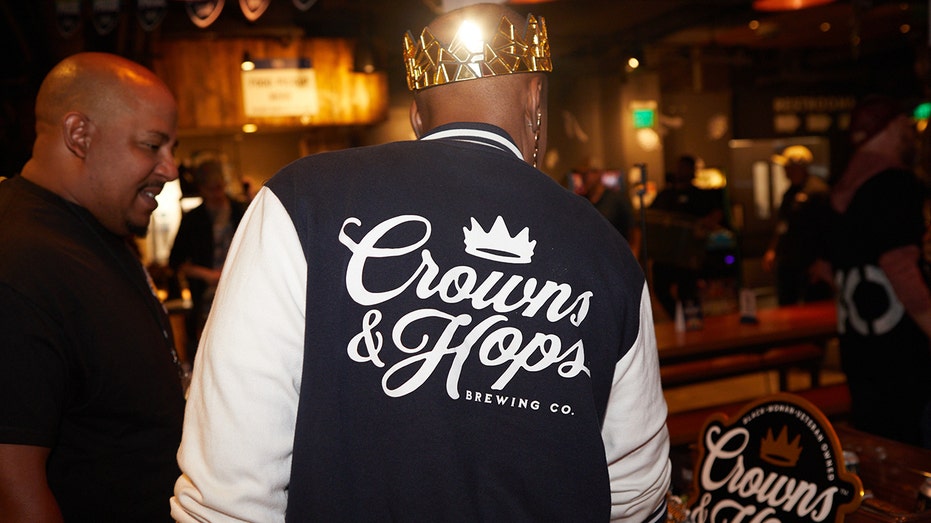 Crowns & Hops brewery
