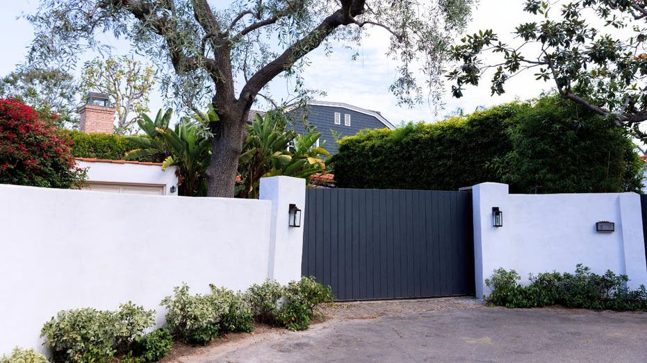 The entrance to Marilyn Monroe's former house in Los Angeles, California