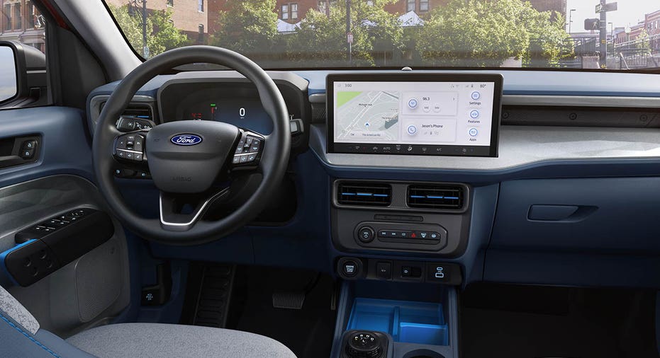 The interior of a 2025 Ford Maverick XLT pickup truck that features new tech.