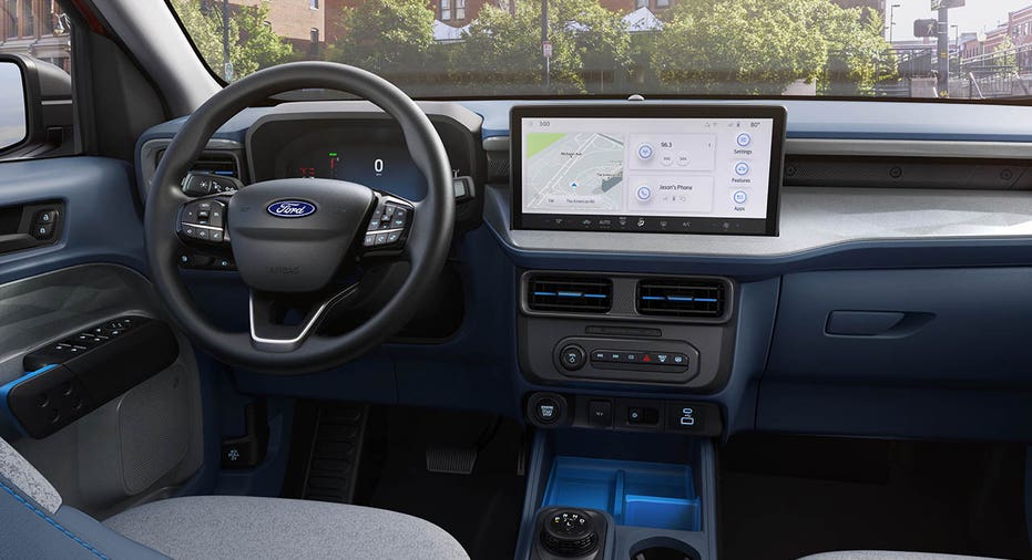 The interior of a 2025 Ford Maverick XLT pickup truck that features new tech.