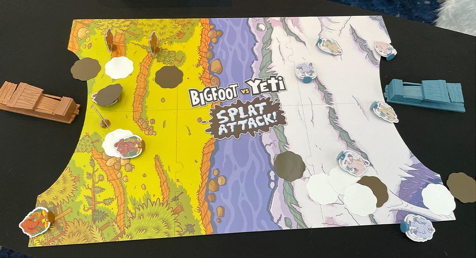 Big Foot vs. Yeti Splat Attack board