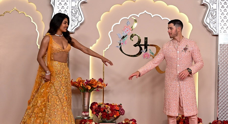 nick jonas priyanka chopra