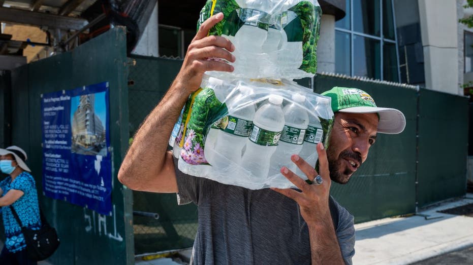 Heat wave water vendor