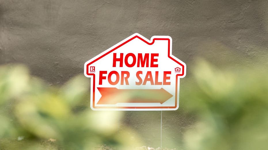 a 'home for sale' sign