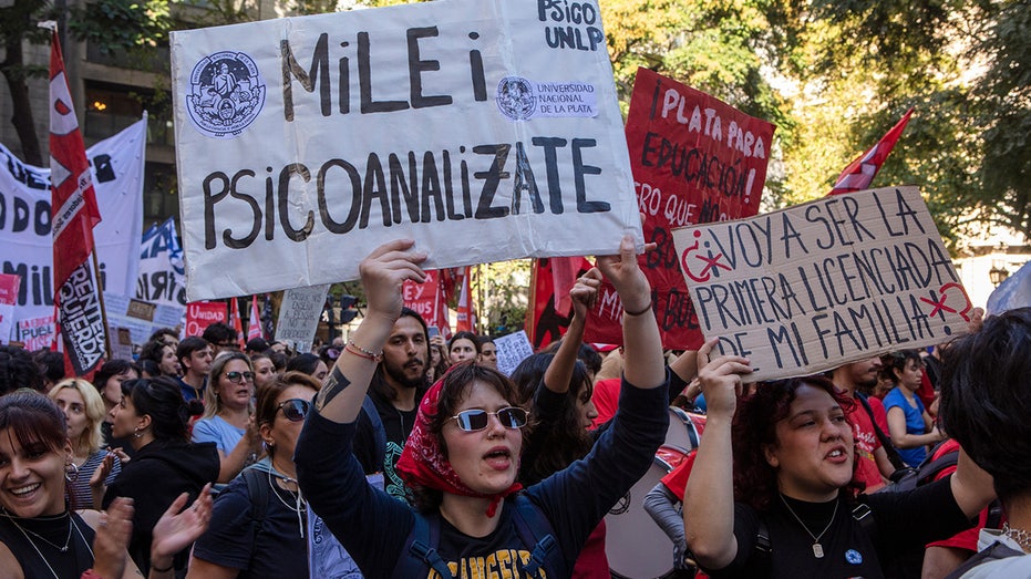 Milei protests Argentina