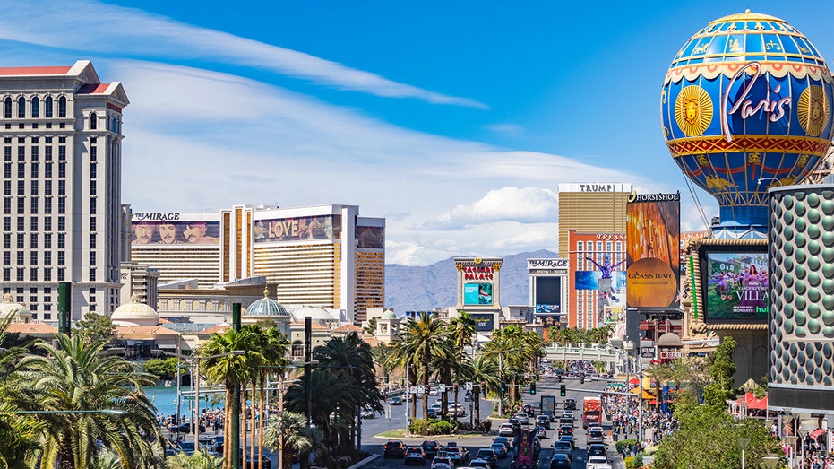 Mirage visto en el Strip de Las Vegas