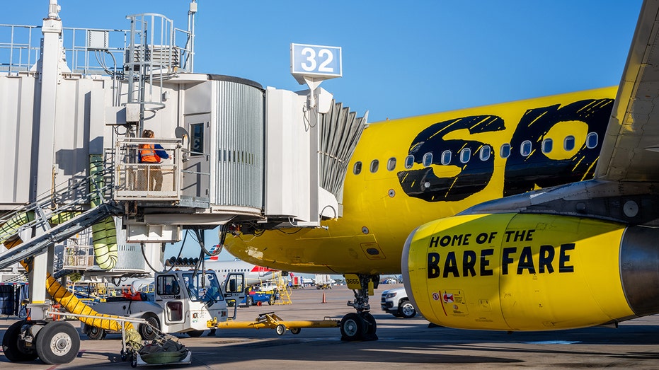 Spirit Airlines planea vender aviones y eliminar empleos