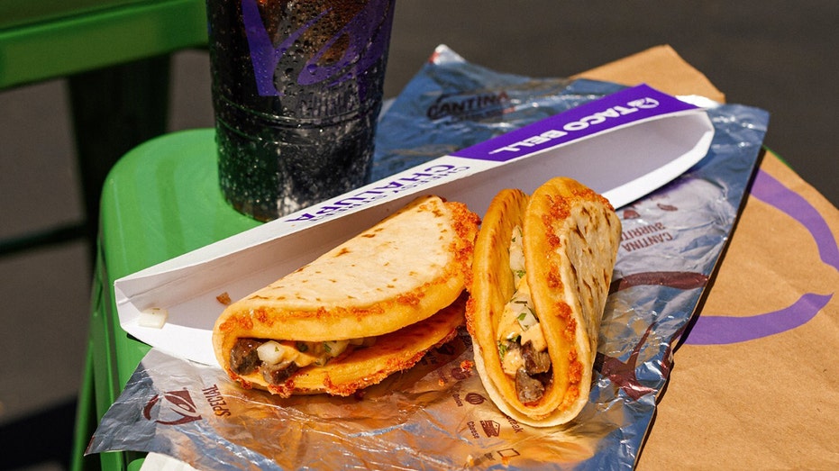 Taco Bell cheesy street chalupas