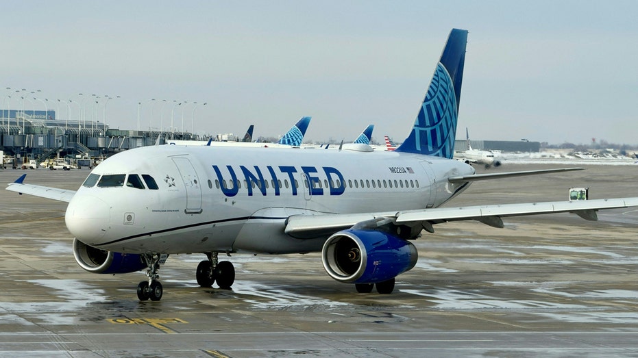 United Airlines aircraft