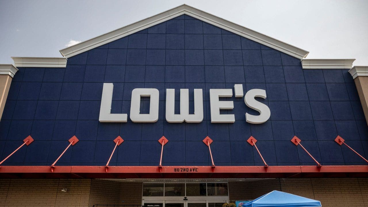 Lowe’s anunciou o fim de várias políticas DEI em um memorando interno: Relatório Lowe’s anunciou o fim de várias políticas DEI em um memorando interno: Relatório