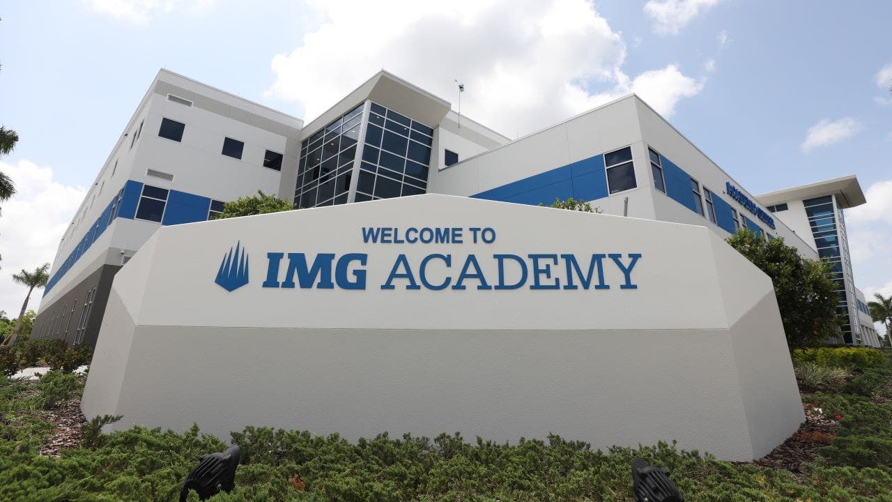 NCAA student-athletes get financial education from Merrill and IMG Academg