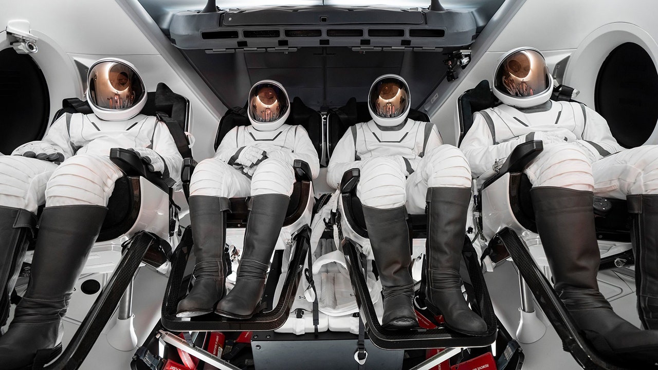 SpaceX-Astronauten werden den ersten Weltraumspaziergang außerhalb der Raumstation durchführen