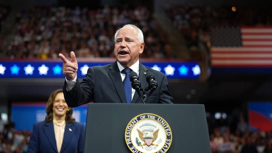 Gov. Tim Walz and Kamala Harris