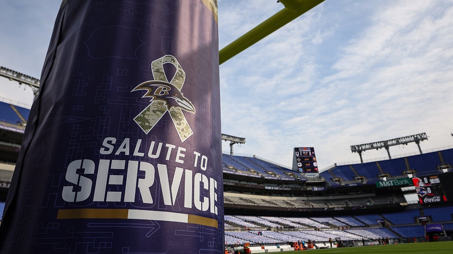 Ravens "Salute to Service" on goal post