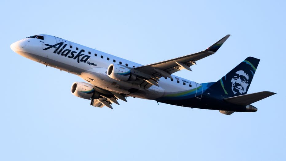 Penerbangan Alaska Airlines dioperasikan oleh SkyWest dalam penerbangan