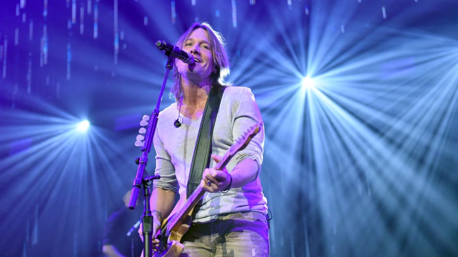 A photo of Keith Urban