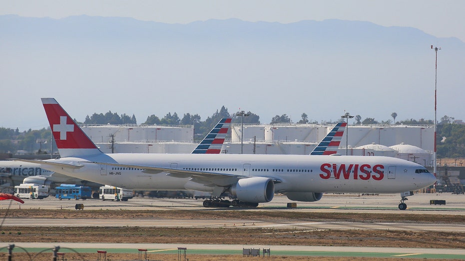 Boeing 777 Swiss Air at LAX airport