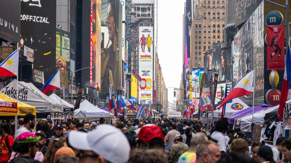 crowd in Times Square