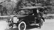 General Motors began selling horse-drawn carriages, became major manufacturer of auto brands