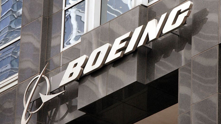 Boeing Offers Pay Increases To Reach Tentative Deal With Union In ...