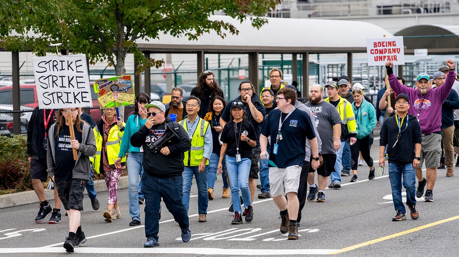 Boeing workers on strike