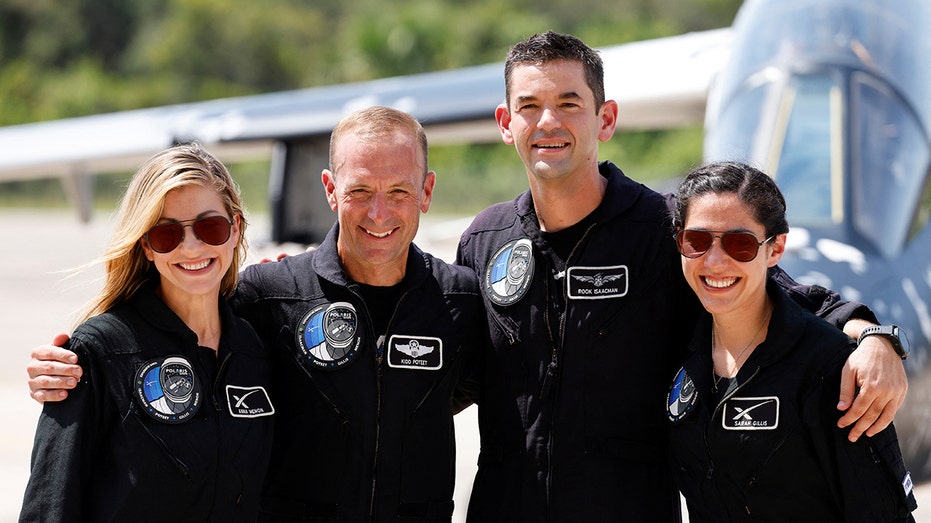 Polaris Dawn crew before takeoff