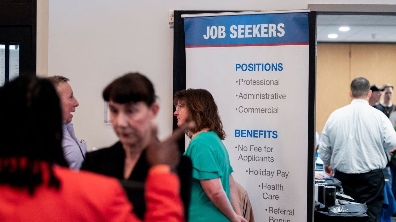 The private sector spends 32,000 jobs in September: ADP The private sector spends 32,000 jobs in September: ADP