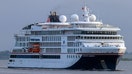 Mecklenburg-Western Pomerania, Wismar: With the &quot;Hanseatic Inspiration&quot; of the shipping company Hapag Lloyd the first cruise ship is heading for the port of Wismar as well as for Mecklenburg-Western Pomerania after a forced break of several months. Photo: Jens B&uuml;ttner/dpa-Zentralbild/dpa