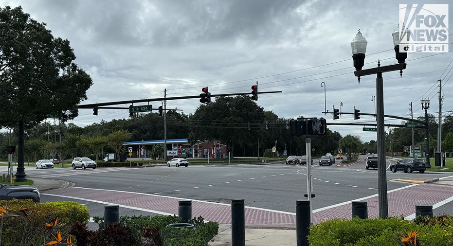 empty Mobil station