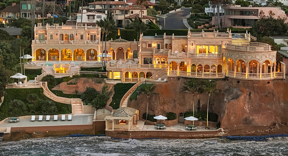 A view of 'The Sand Castle' near the ocean