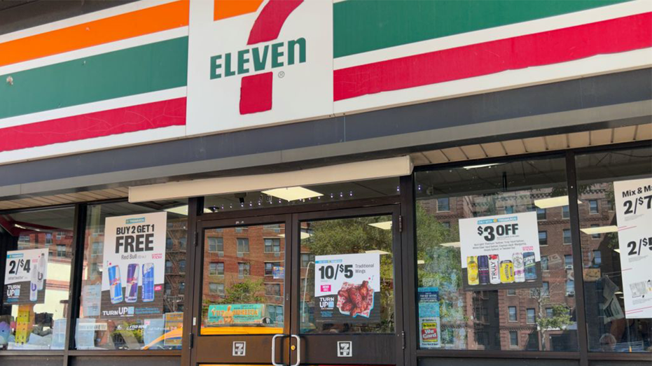 7-Eleven store