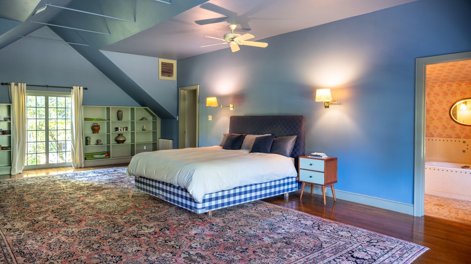 bed room