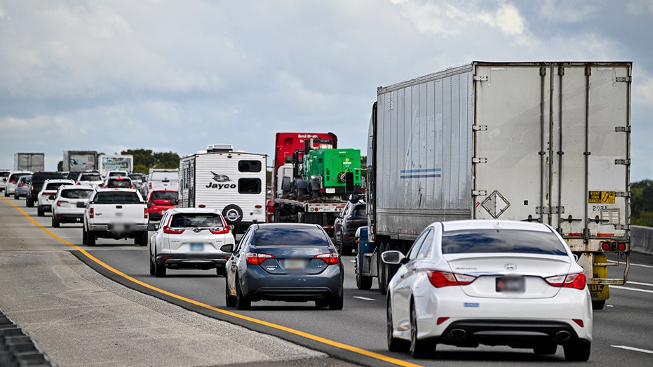 traffic on roadway