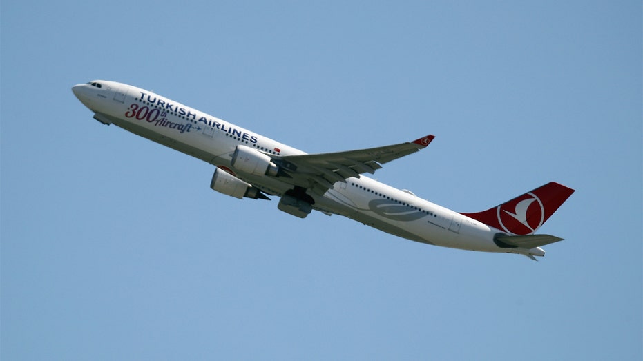 Turkish Airlines plane