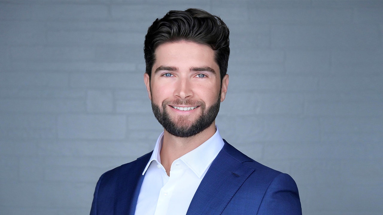 Young CEO gave up  million dollar bonus to launch technology company: 'Wouldn't trade it for the world'