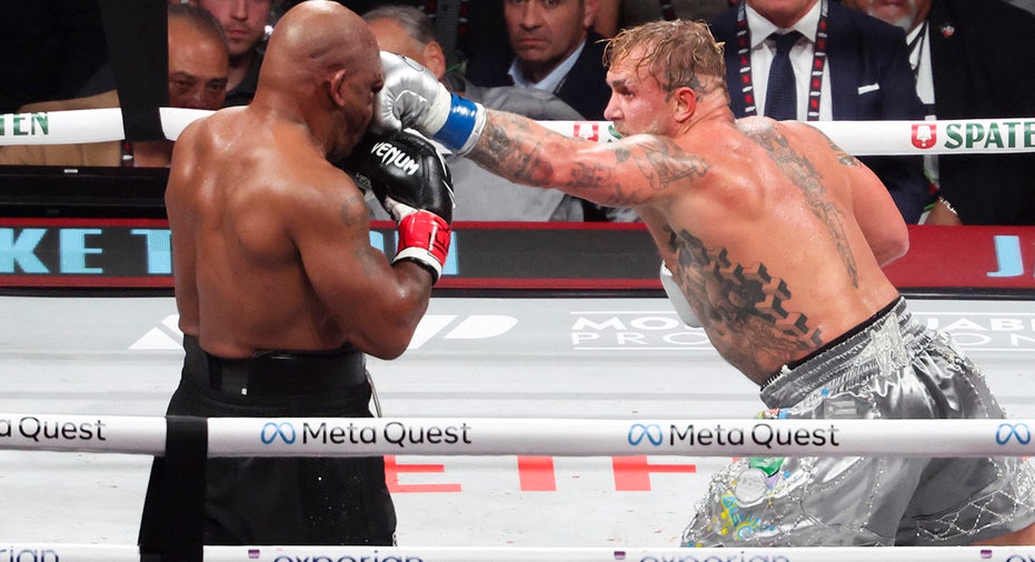 Mike Tyson Jake Paul