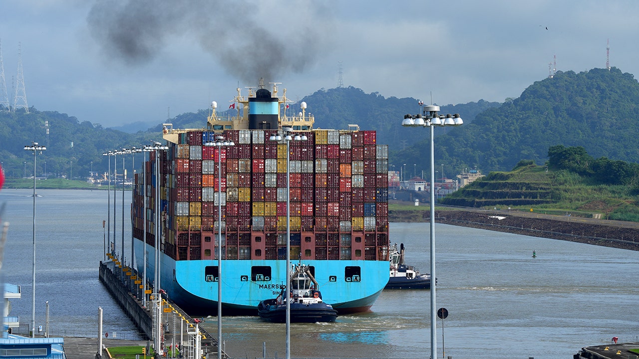 BlackRock inks B deal for Panama Canal ports