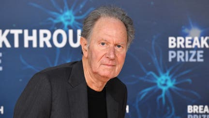 MOUNTAIN VIEW, CALIFORNIA - NOVEMBER 03: David Bonderman attends the 2020 Breakthrough Prize Red Carpet at NASA Ames Research Center on November 03, 2019 in Mountain View, California. 