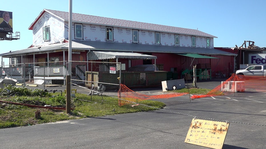 Al's Family Farm packaging building