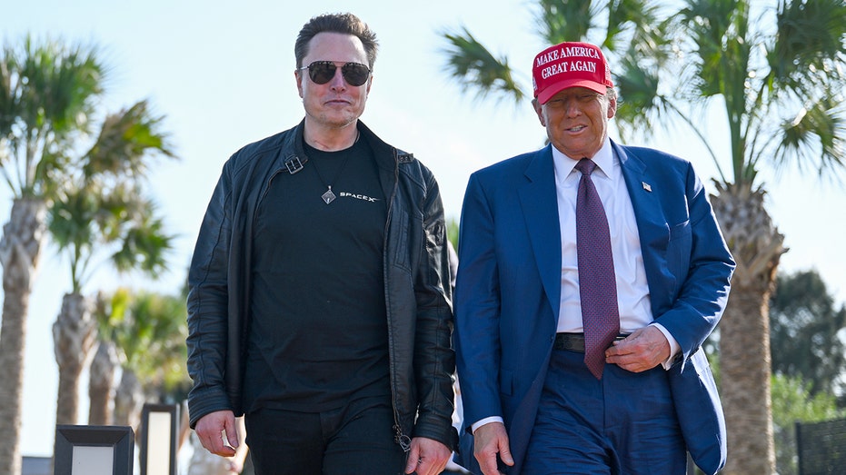 Elon Musk dan Donald Trump di Florida