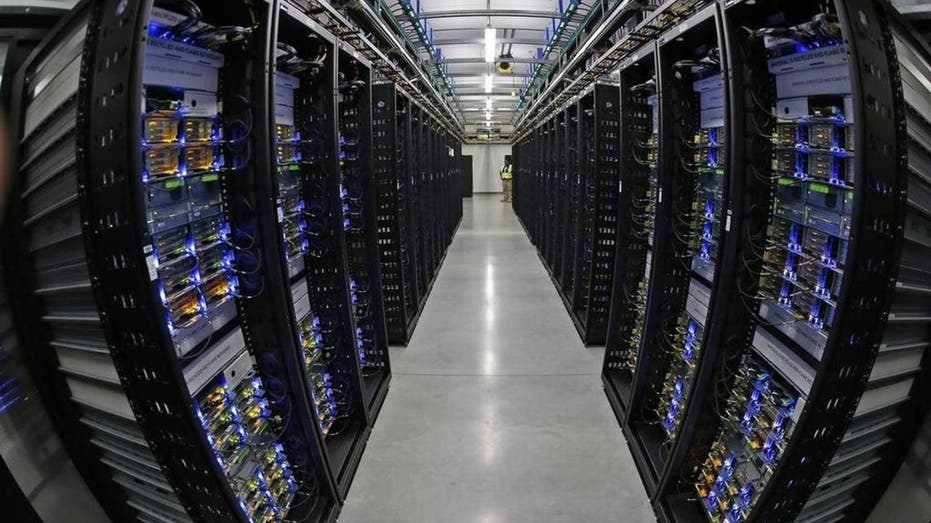 Facebook Data Center